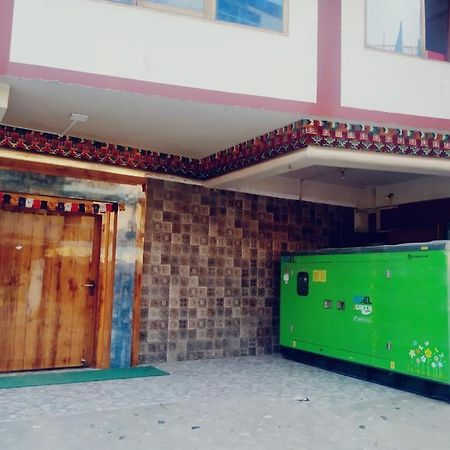 Hotel Diliphu Bomdila Extérieur photo